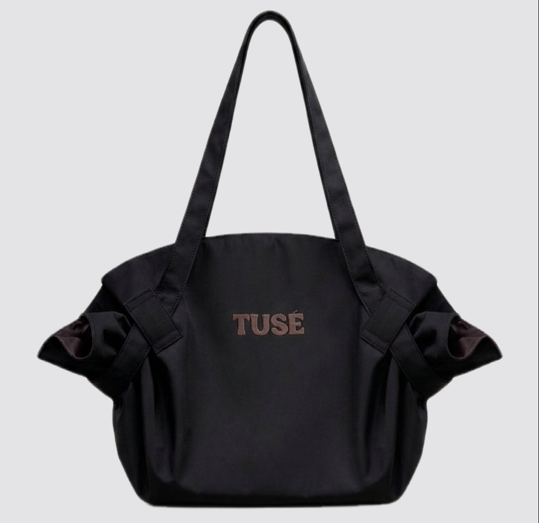 2-in-1 Blanket Bag – Cozy Blanket That Folds Into a Convenient Carry Bag