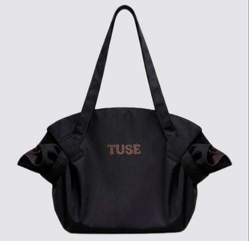 2-in-1 Blanket Bag – Cozy Blanket That Folds Into a Convenient Carry Bag